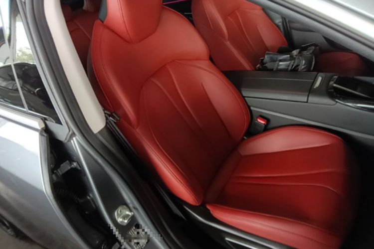 Used XPeng P7 2020 670N Right Front Seat
