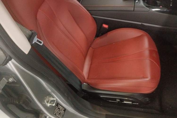 Used XPeng P7 2020 670E Right Front Seat