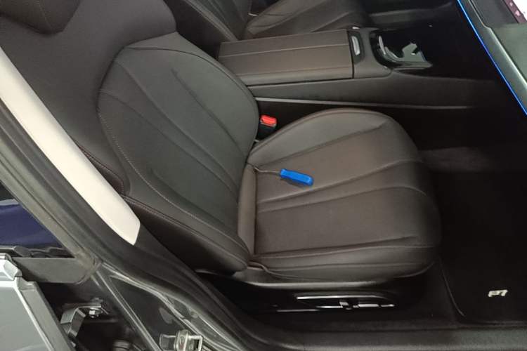 Used XPeng P7 2020 562E Performance Edition Right Front Seat