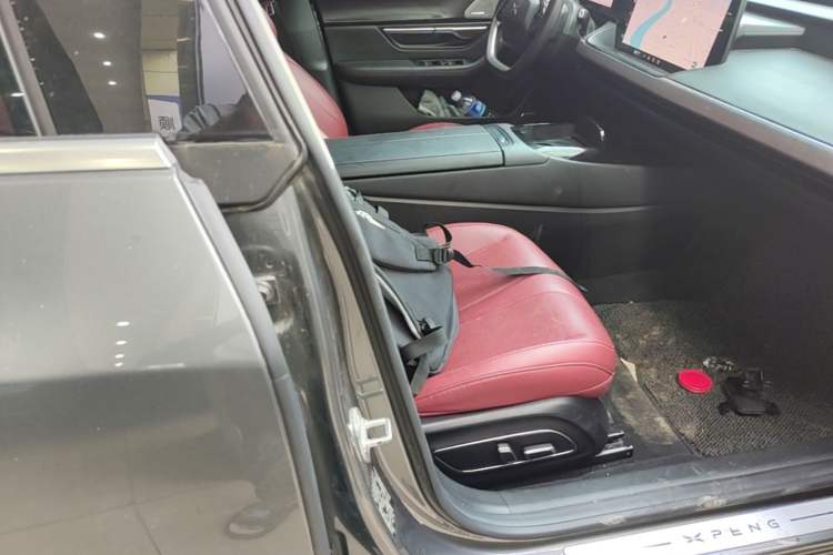 Used XPeng P7 2020 670E Right Front Seat
