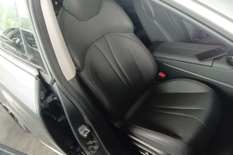 Used XPeng P7 2020 670N Right Front Seat