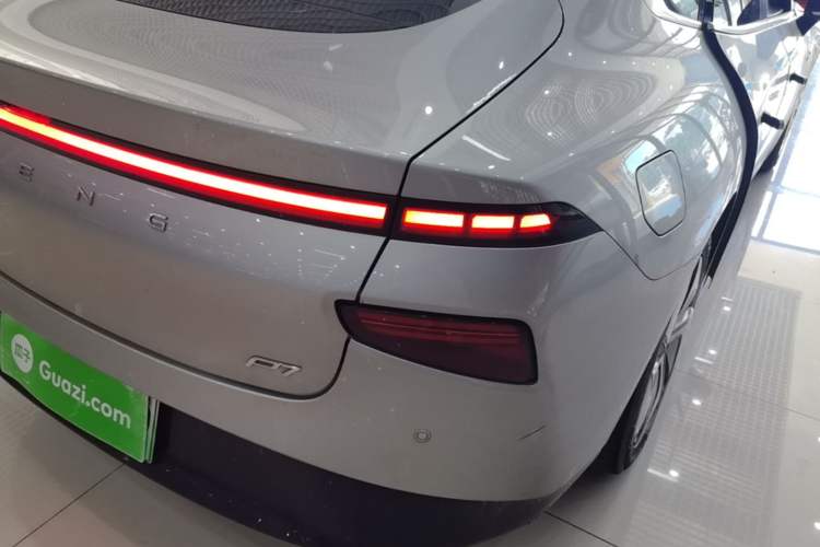 Used XPeng P7 2020 706G Right Rear Taillight