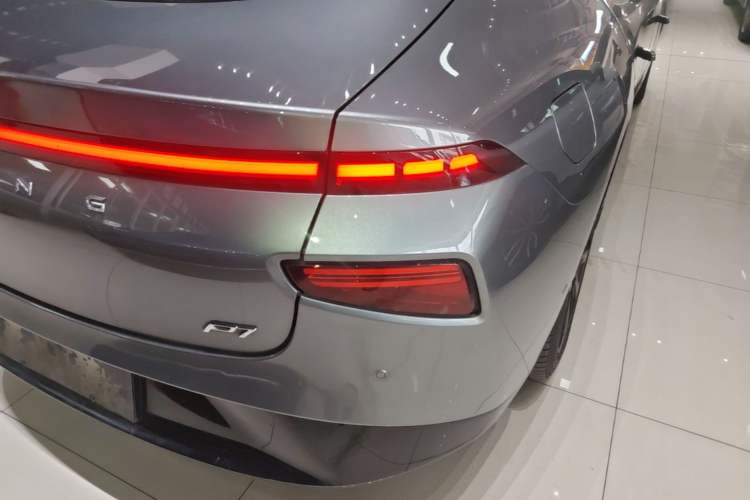 Used XPeng P7 2020 670N Right Rear Taillight