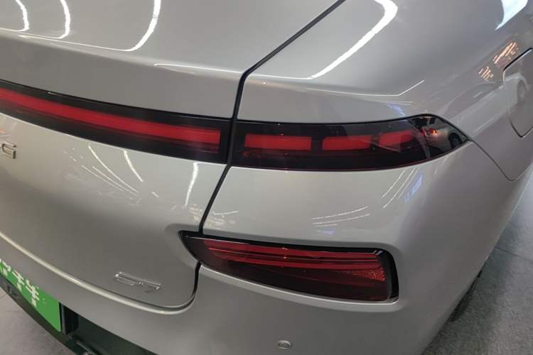 Used XPeng P7 2020 670N Right Rear Taillight