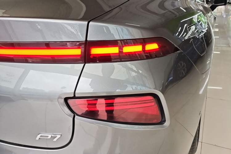 Used XPeng P7 2020 670N Right Rear Taillight