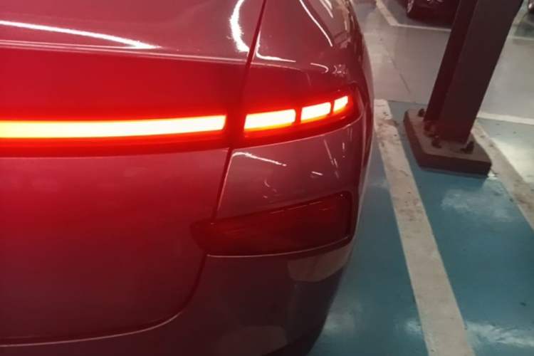 Used XPeng P7 2020 670N Right Rear Taillight