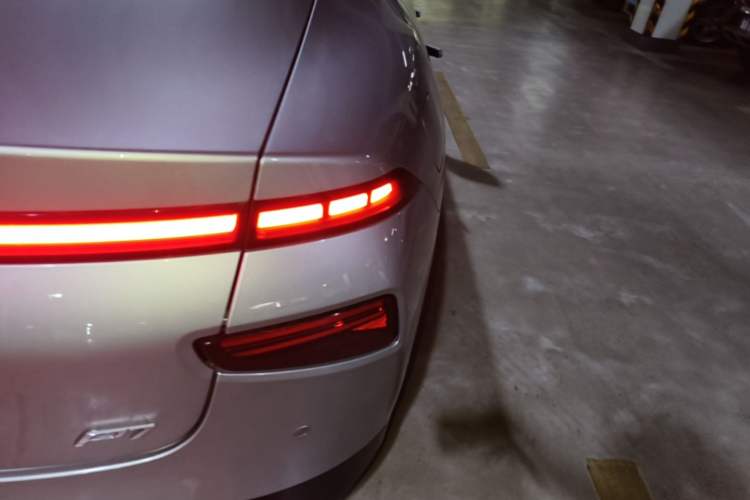 Used XPeng P7 2020 706G Right Rear Taillight