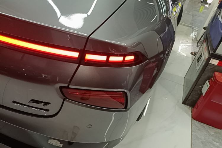 Used XPeng P7 2020 562E Performance Edition Right Rear Taillight