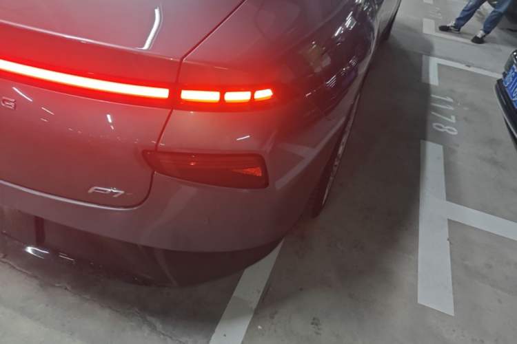 Used XPeng P7 2020 706G Right Rear Taillight