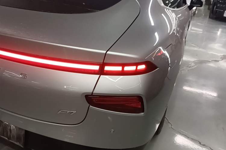 Used XPeng P7 2020 706G Right Rear Taillight