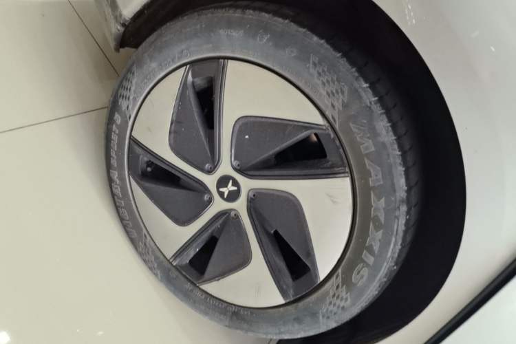 Used XPeng P7 2020 706G Right Rear Wheel Hub