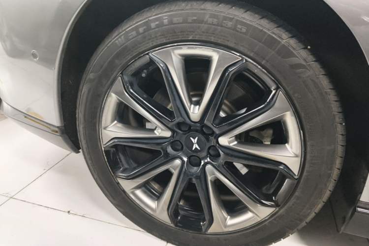 Used XPeng P7 2020 670N Right Rear Wheel Hub