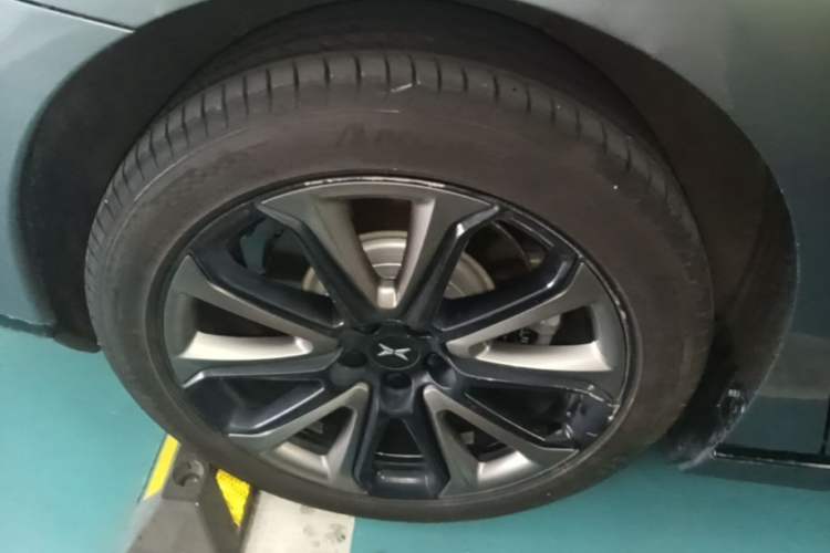 Used XPeng P7 2020 670N Right Rear Wheel Hub