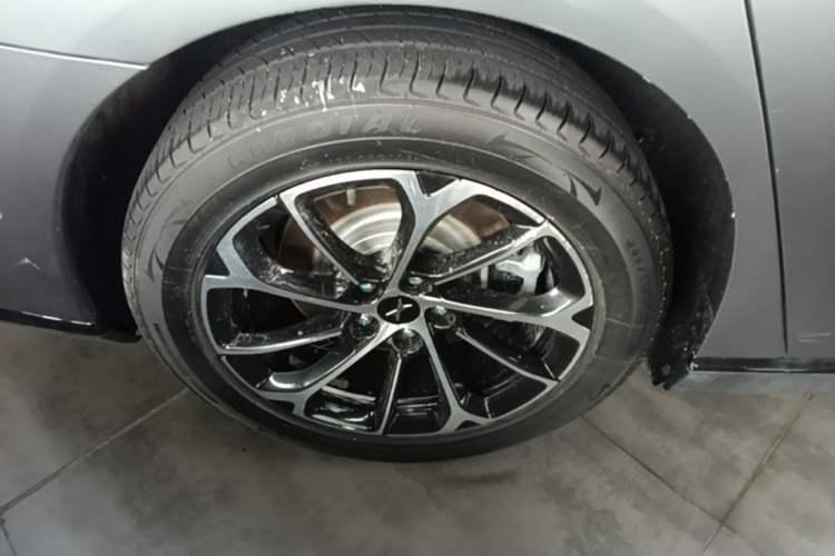 Used XPeng P7 2020 670N Right Rear Wheel Hub