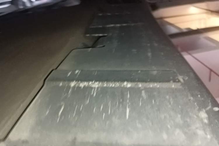 Used XPeng P7 2020 670E Right Side Sill