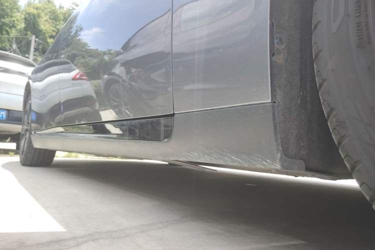 Used XPeng P7 2020 706G Right Side Sill