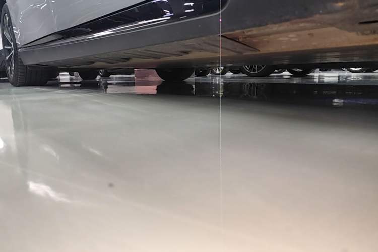 Used XPeng P7 2020 586N Right Side Sill