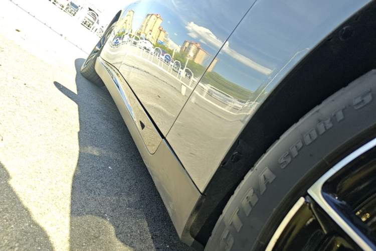 Used XPeng P7 2020 670N Right Side Sill