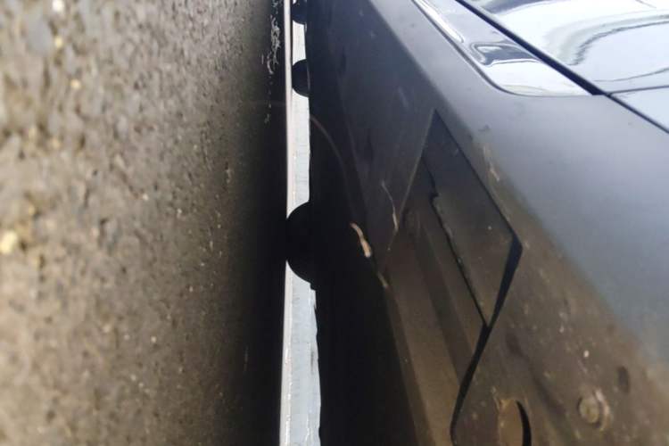 Used XPeng P7 2020 670E Right Side Sill