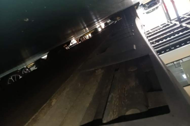 Used XPeng P7 2020 670N Right Side Sill