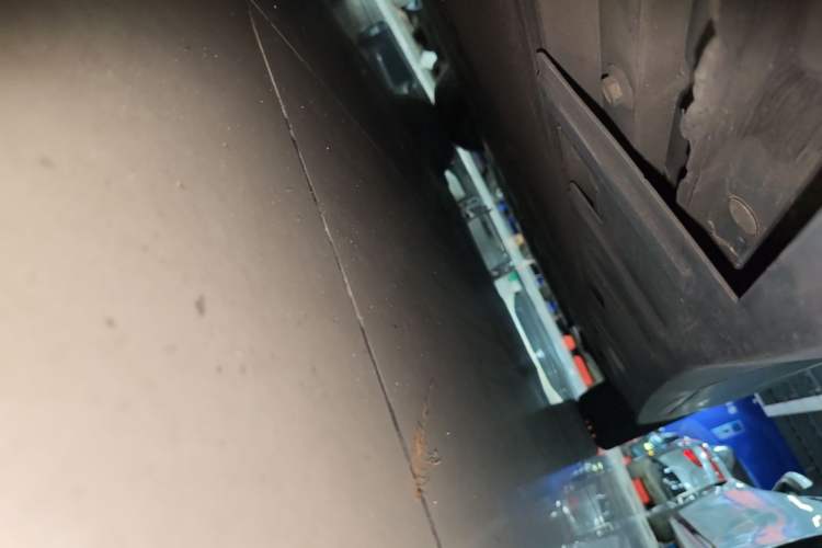 Used XPeng P7 2020 670N Right Side Sill