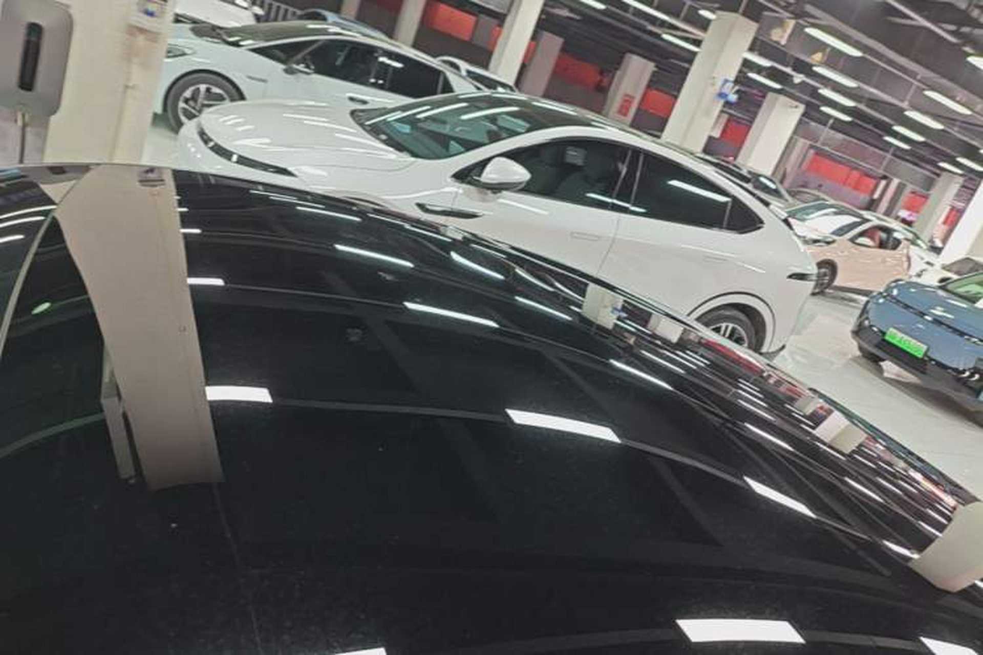 Used XPeng P7 2020 670E Roof