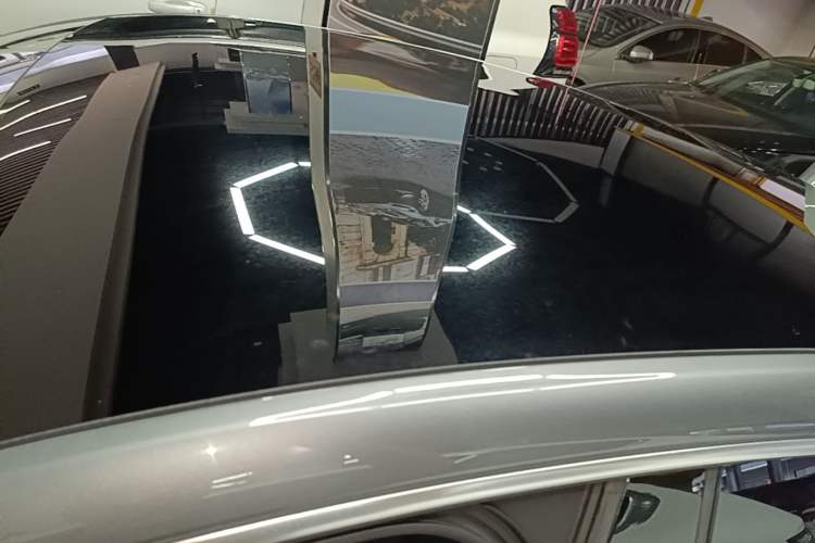 Used XPeng P7 2020 562E Performance Edition Roof