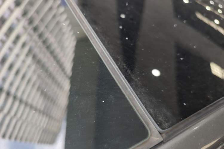 Used XPeng P7 2020 670E Roof