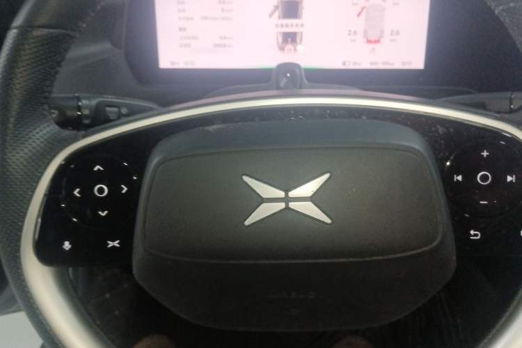 Used XPeng P7 2020 586E Steering Wheel