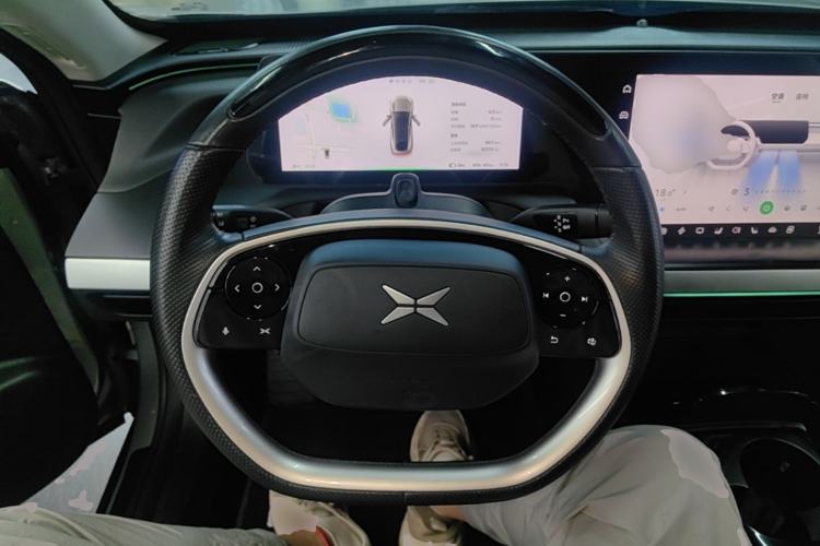 Used XPeng P7 2020 670N Steering Wheel