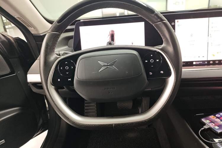 Used XPeng P7 2020 670E Steering Wheel