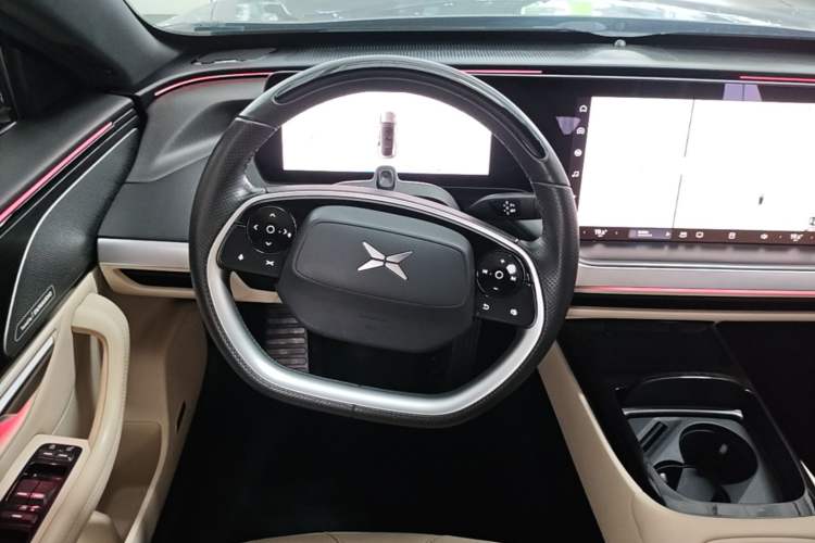 Used XPeng P7 2020 670N Steering Wheel
