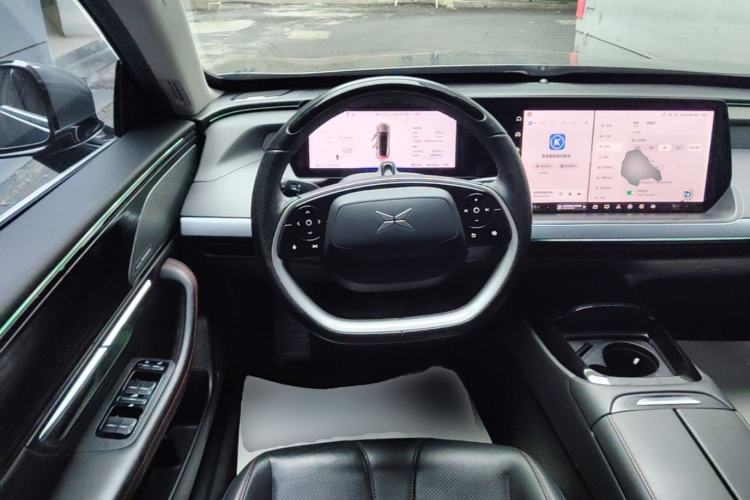 Used XPeng P7 2020 670E Steering Wheel
