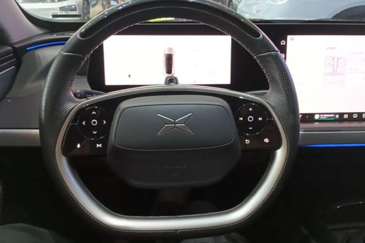 Used XPeng P7 2020 670N Steering Wheel