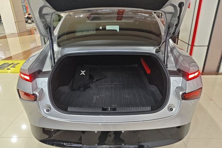 Used XPeng P7 2020 670E Trunk