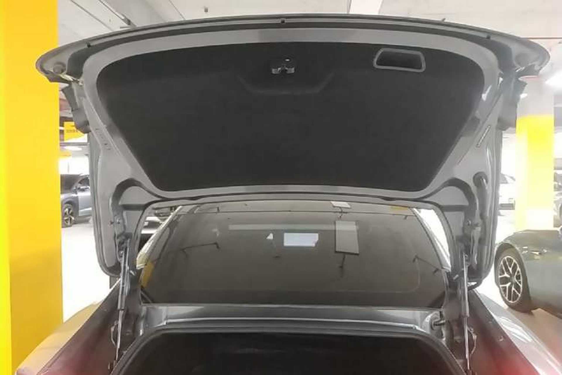 Used XPeng P7 2020 586N Trunk