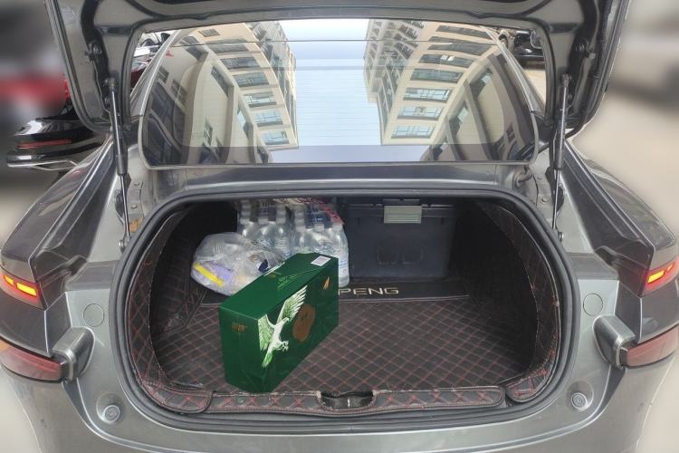 Used XPeng P7 2020 670N Trunk