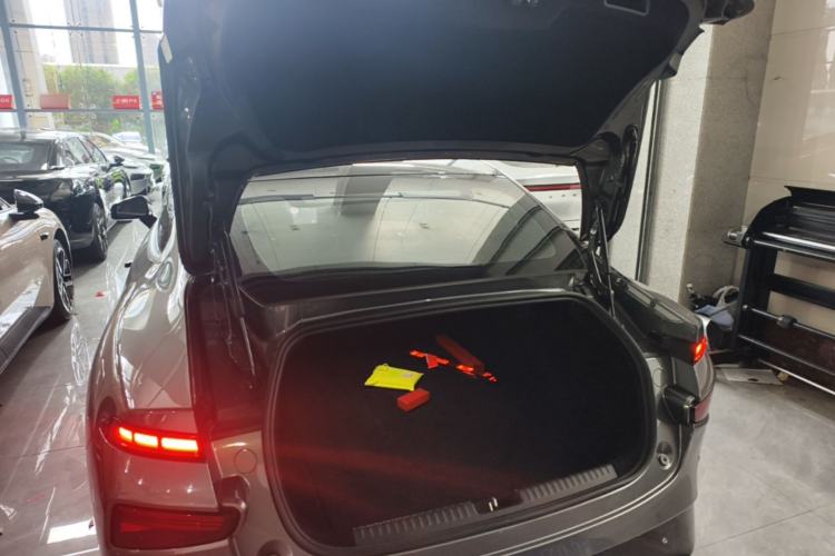 Used XPeng P7 2020 670E Trunk