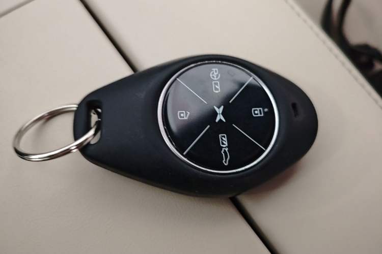 Used XPeng P7 2020 670N Vehicle Key