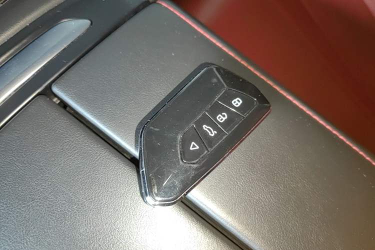 Used XPeng P7 2020 670N Vehicle Key