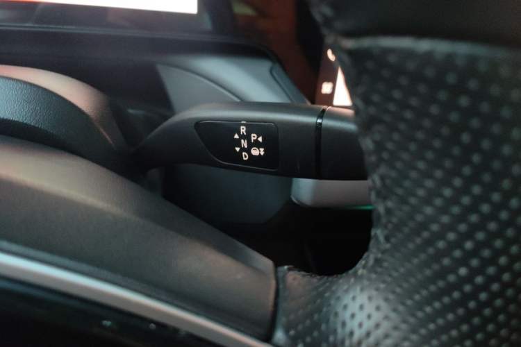 Used XPeng P7 2020 670E Gear Lever