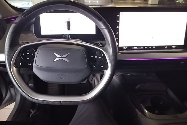 Used XPeng P7 2020 670N Center Console