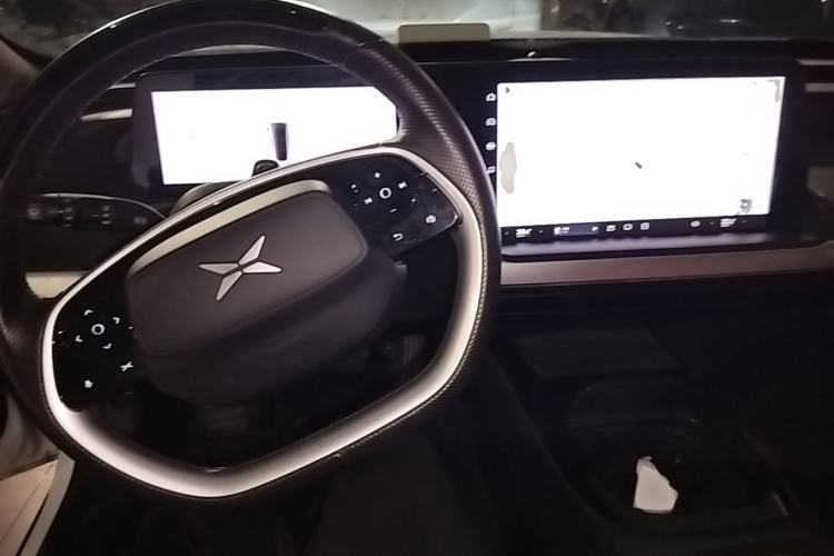 Used XPeng P7 2020 670N Center Console