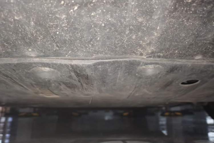 Used XPeng P7 2020 706G Chassis Front