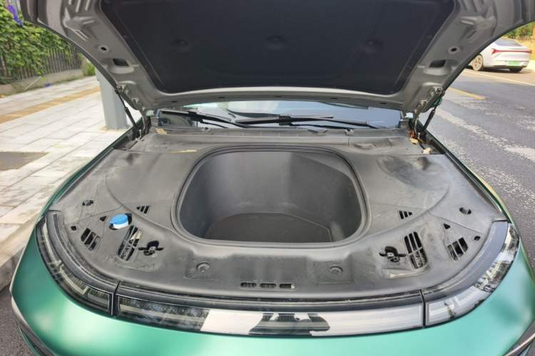 Used XPeng P7 2020 706G Engine Bay