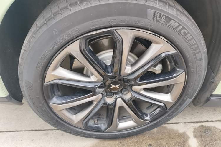 Used XPeng P7 2020 670E Exterior 5