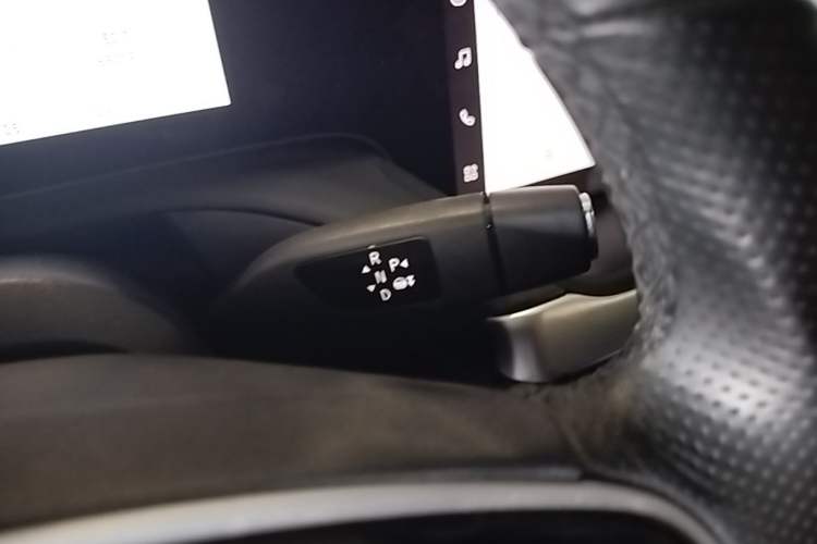 Used XPeng P7 2020 670N Gear Lever