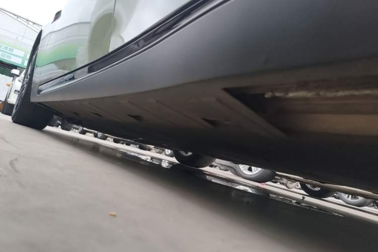 Used XPeng P7 2020 670E Left Side Sill