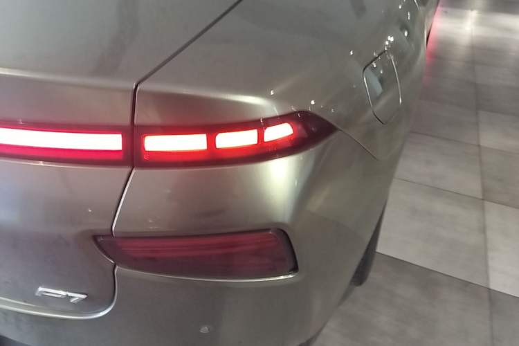 Used XPeng P7 2020 670N Right Rear Taillight
