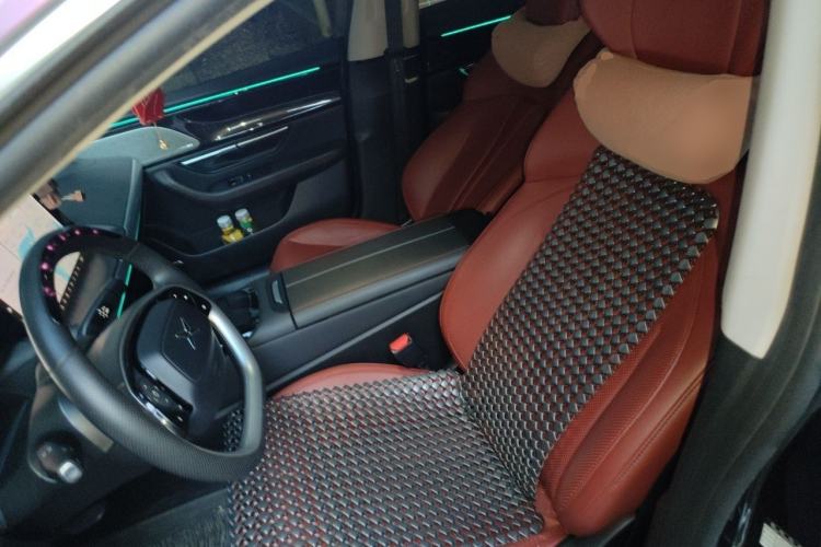 Used XPeng P7 2020 670E Left Front Seat
